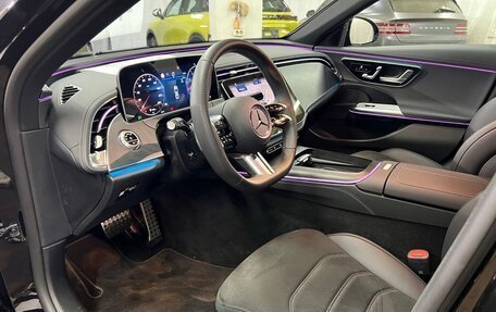 Mercedes-Benz E-Класс, 2024 год, 9 890 000 рублей, 13 фотография