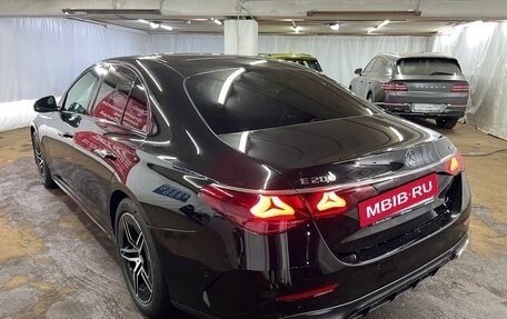 Mercedes-Benz E-Класс, 2024 год, 9 890 000 рублей, 3 фотография