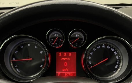 Opel Insignia II рестайлинг, 2010 год, 950 000 рублей, 13 фотография