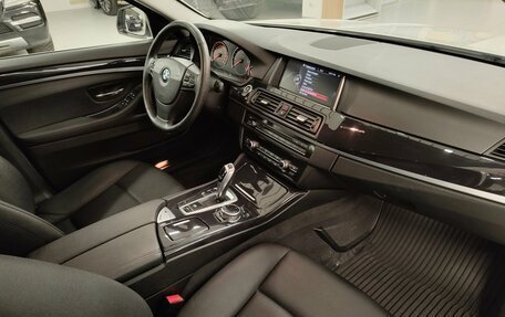 BMW 5 серия, 2014 год, 1 990 000 рублей, 7 фотография