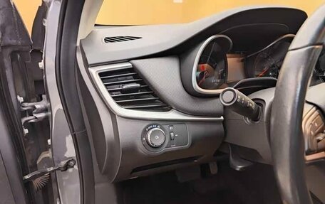 Chevrolet Monza, 2022 год, 1 020 000 рублей, 14 фотография