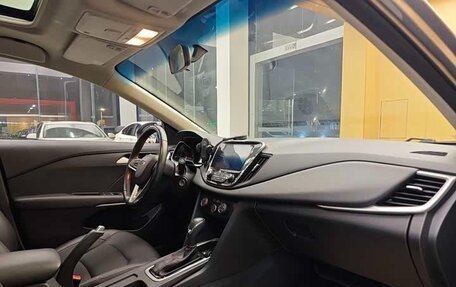 Chevrolet Monza, 2022 год, 1 020 000 рублей, 25 фотография