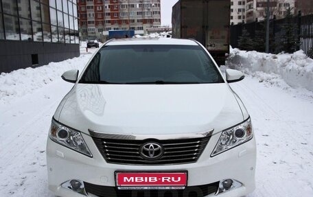 Toyota Camry, 2013 год, 2 000 000 рублей, 1 фотография