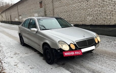 Mercedes-Benz E-Класс, 2003 год, 305 000 рублей, 1 фотография