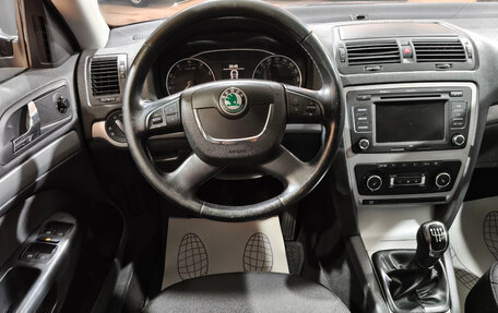 Skoda Octavia, 2011 год, 750 000 рублей, 11 фотография