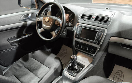 Skoda Octavia, 2011 год, 750 000 рублей, 9 фотография