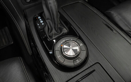 Infiniti QX80 I рестайлинг, 2019 год, 5 700 000 рублей, 28 фотография