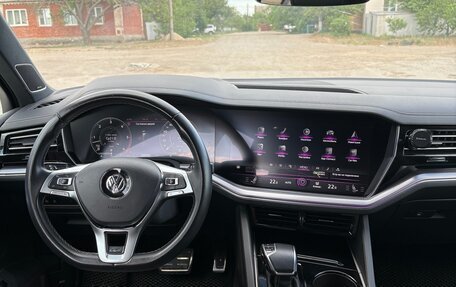 Volkswagen Touareg III, 2019 год, 6 100 000 рублей, 12 фотография