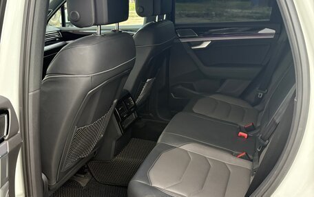 Volkswagen Touareg III, 2019 год, 6 100 000 рублей, 14 фотография