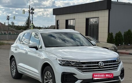 Volkswagen Touareg III, 2019 год, 6 100 000 рублей, 3 фотография