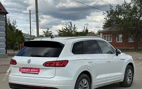 Volkswagen Touareg III, 2019 год, 6 100 000 рублей, 4 фотография