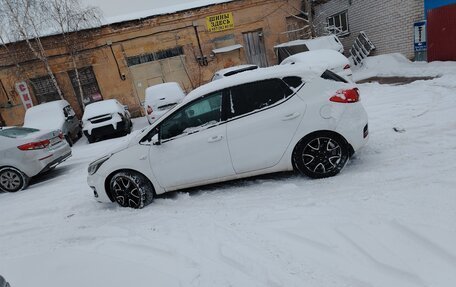 KIA cee'd III, 2015 год, 1 130 000 рублей, 2 фотография