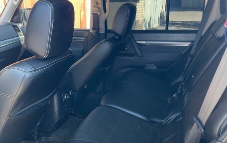 Mitsubishi Pajero IV, 2011 год, 1 600 000 рублей, 6 фотография