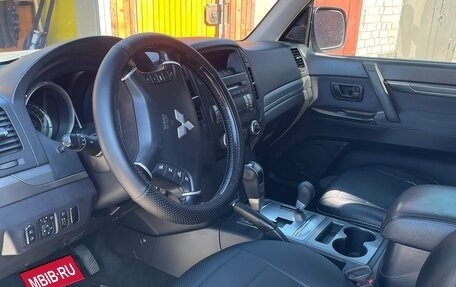 Mitsubishi Pajero IV, 2011 год, 1 600 000 рублей, 5 фотография