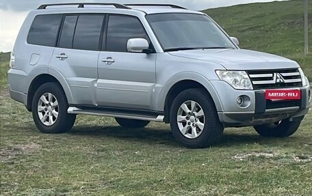 Mitsubishi Pajero IV, 2011 год, 1 600 000 рублей, 21 фотография