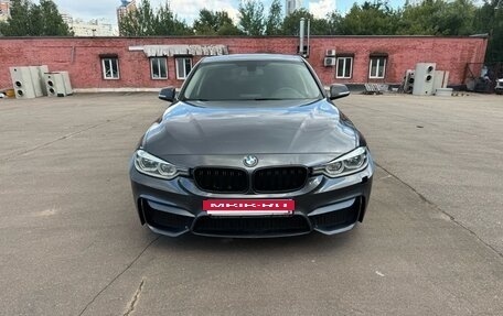BMW 3 серия, 2017 год, 1 900 000 рублей, 3 фотография