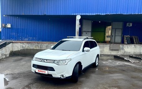 Mitsubishi Outlander III рестайлинг 3, 2012 год, 1 240 000 рублей, 6 фотография