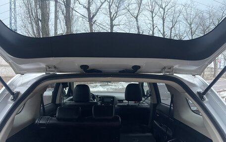 Mitsubishi Outlander III рестайлинг 3, 2012 год, 1 240 000 рублей, 9 фотография