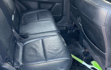 Mitsubishi Outlander III рестайлинг 3, 2012 год, 1 240 000 рублей, 16 фотография