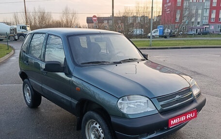 Chevrolet Niva I рестайлинг, 2007 год, 380 000 рублей, 1 фотография