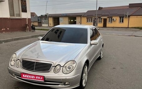 Mercedes-Benz E-Класс, 2005 год, 950 000 рублей, 1 фотография