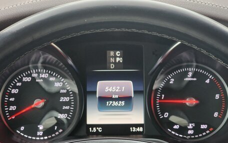 Mercedes-Benz V-Класс, 2017 год, 5 100 000 рублей, 10 фотография