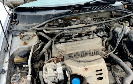 Toyota Avensis III рестайлинг, 2002 год, 170 000 рублей, 23 фотография