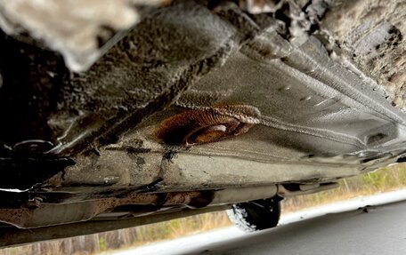 Toyota Avensis III рестайлинг, 2002 год, 170 000 рублей, 31 фотография