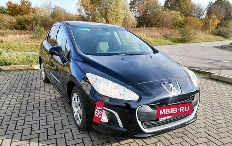 Peugeot 308 II, 2012 год, 595 000 рублей, 3 фотография