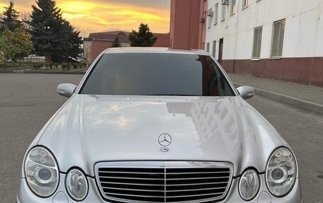 Mercedes-Benz E-Класс, 2005 год, 950 000 рублей, 2 фотография