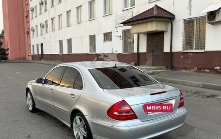Mercedes-Benz E-Класс, 2005 год, 950 000 рублей, 3 фотография