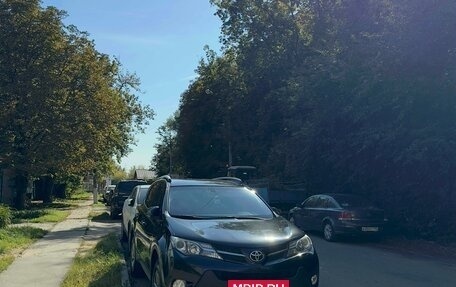 Toyota RAV4, 2015 год, 2 400 000 рублей, 13 фотография