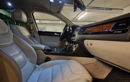 Volkswagen Touareg III, 2015 год, 2 950 000 рублей, 16 фотография