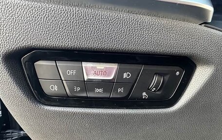 BMW 3 серия, 2022 год, 3 200 000 рублей, 11 фотография