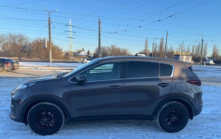 KIA Sportage IV рестайлинг, 2020 год, 2 300 000 рублей, 2 фотография