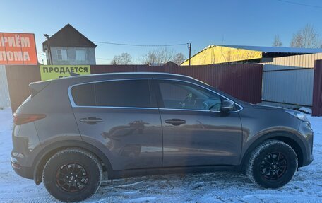 KIA Sportage IV рестайлинг, 2020 год, 2 300 000 рублей, 4 фотография