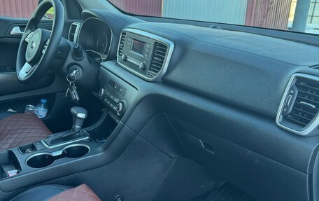 KIA Sportage IV рестайлинг, 2020 год, 2 300 000 рублей, 13 фотография