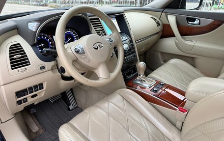 Infiniti QX70, 2016 год, 2 547 000 рублей, 24 фотография