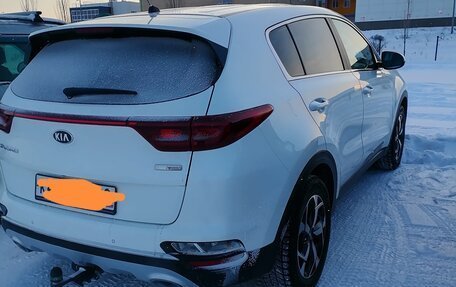 KIA Sportage IV рестайлинг, 2018 год, 1 800 000 рублей, 10 фотография