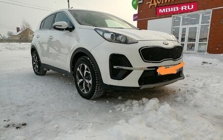 KIA Sportage IV рестайлинг, 2018 год, 1 800 000 рублей, 3 фотография