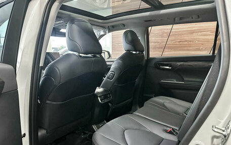 Toyota Highlander, 2025 год, 5 915 000 рублей, 15 фотография