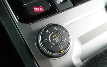 Volkswagen Touareg III, 2020 год, 5 049 000 рублей, 25 фотография