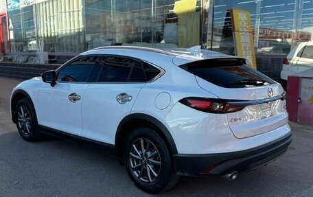 Mazda CX-4, 2021 год, 2 100 000 рублей, 2 фотография