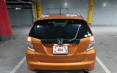 Honda Fit III, 2010 год, 970 000 рублей, 11 фотография