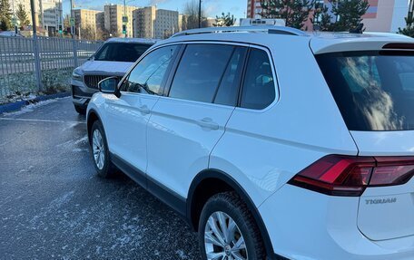 Volkswagen Tiguan II, 2017 год, 2 750 000 рублей, 3 фотография