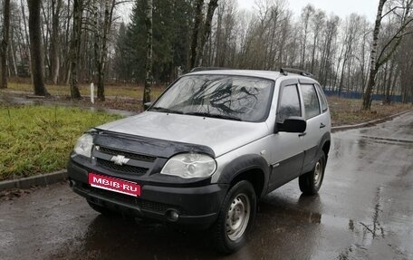Chevrolet Niva I рестайлинг, 2011 год, 370 000 рублей, 1 фотография
