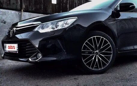 Toyota Camry, 2014 год, 2 000 000 рублей, 2 фотография