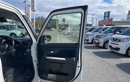 Toyota Roomy I, 2021 год, 1 240 099 рублей, 19 фотография