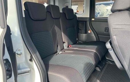 Toyota Roomy I, 2021 год, 1 240 099 рублей, 20 фотография