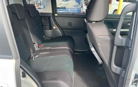 Toyota Roomy I, 2021 год, 1 240 099 рублей, 21 фотография